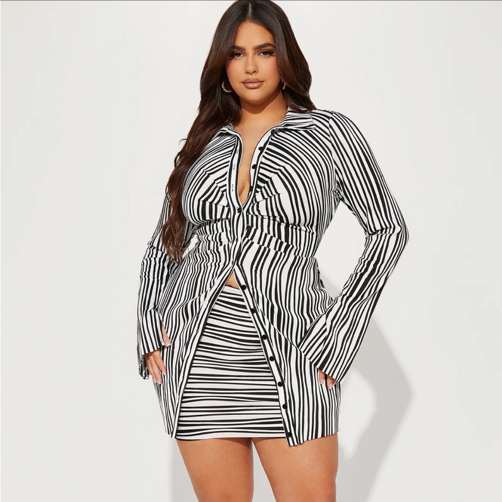 FASHION NOVA- “Dizzy You Up” Skirt Set